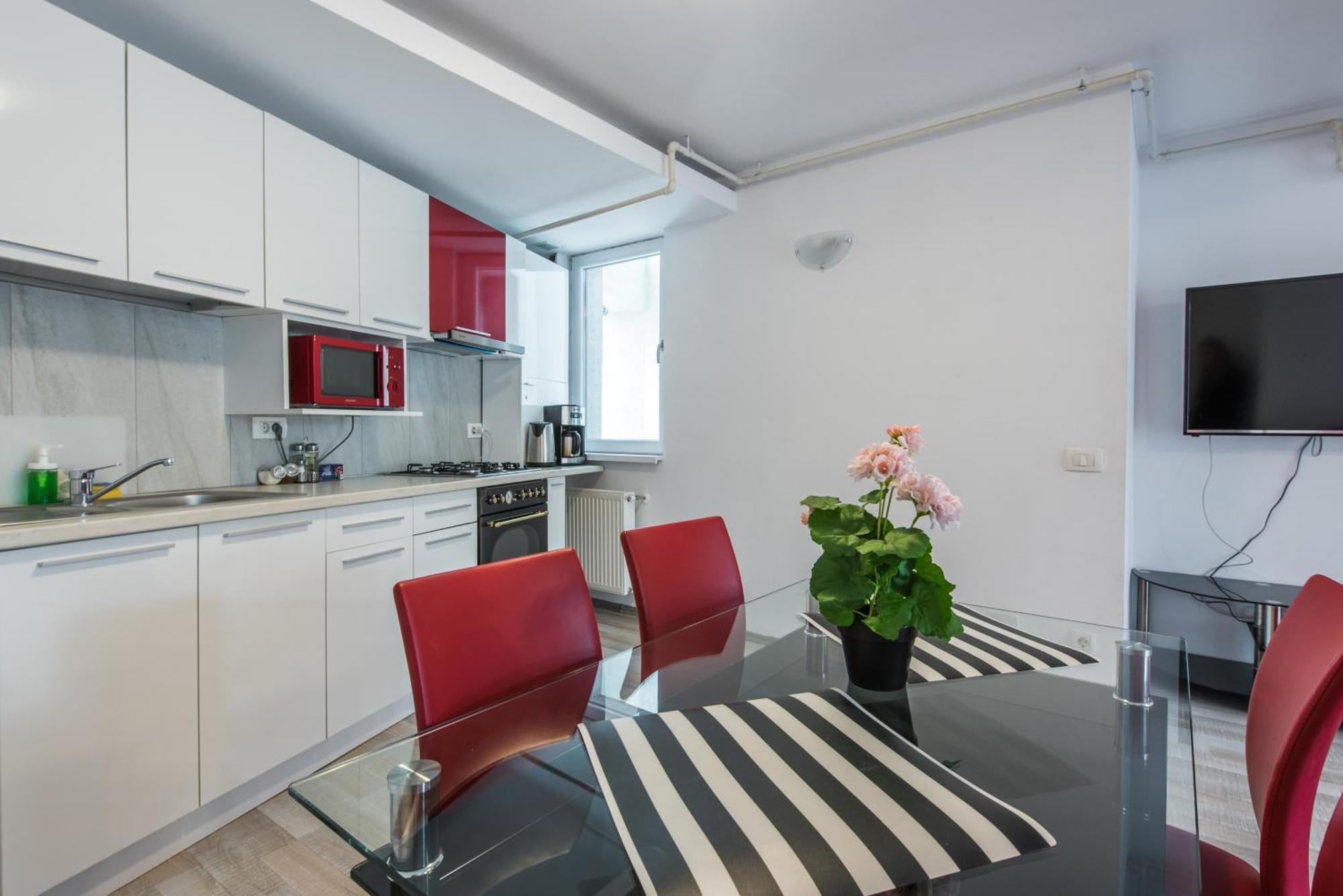 Bucharest Central Apartments - Shabbat Friendly Εξωτερικό φωτογραφία