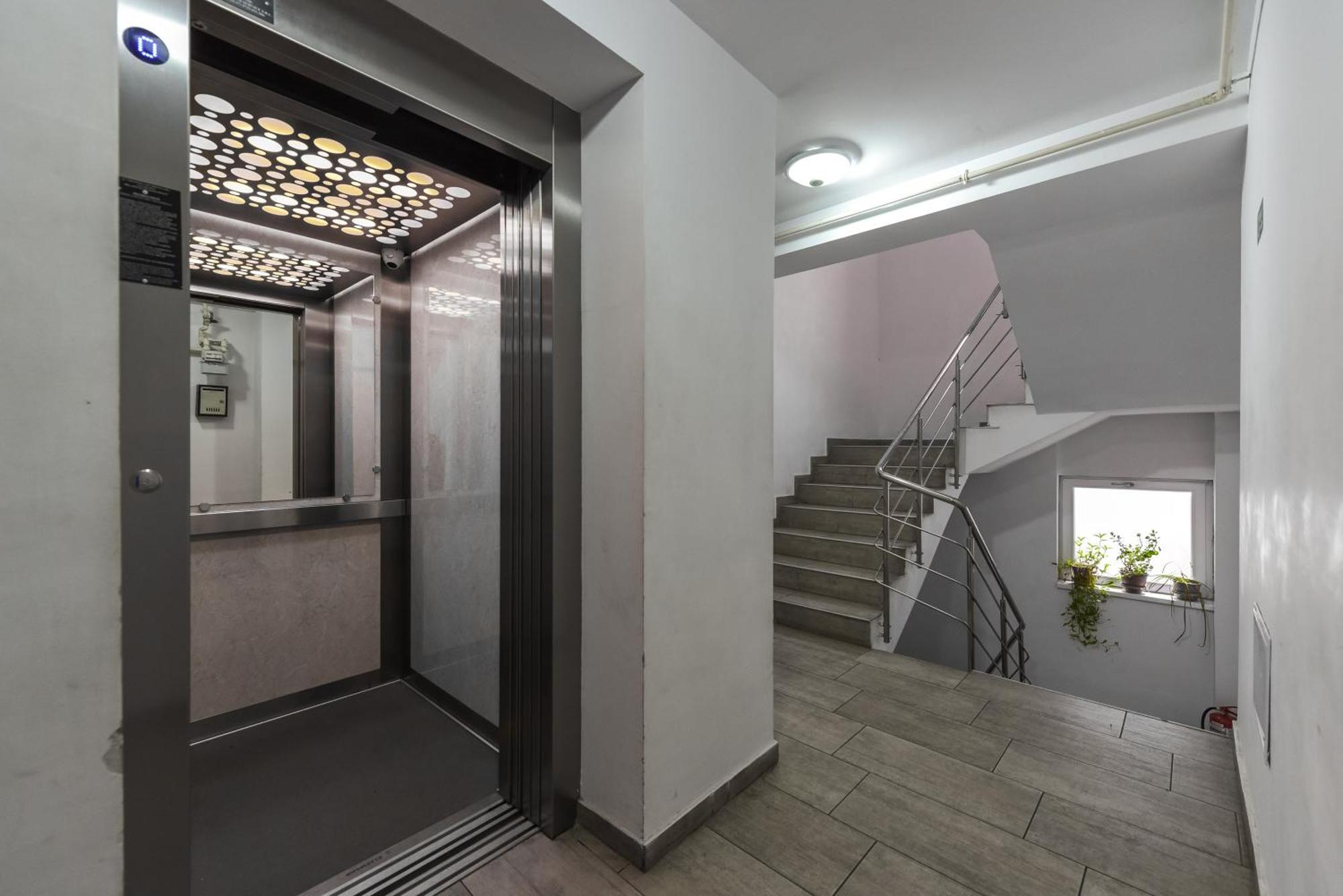 Bucharest Central Apartments - Shabbat Friendly Εξωτερικό φωτογραφία